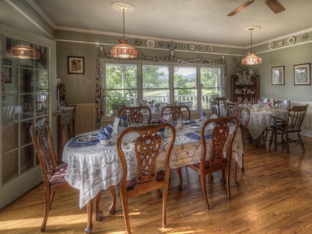 Blue Mountain Mist Country Inn Sevierville Exterior foto